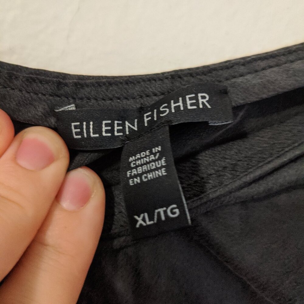 FREE SHIPPING!!! Eileen Fisher 100% silk, pull-on grey skirt in XL, lightweight